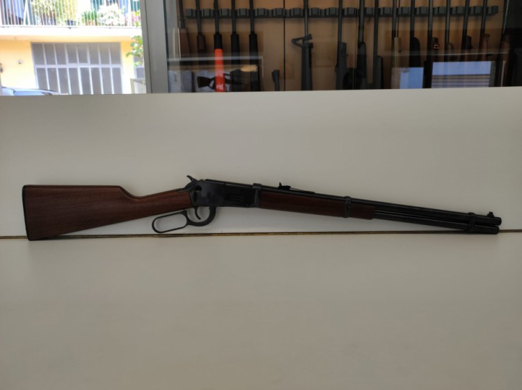 1894 AE
